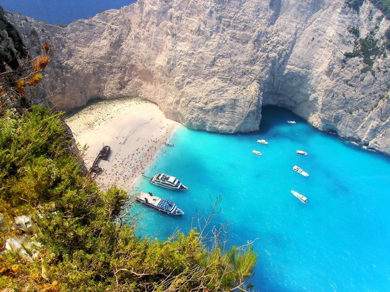 Navagio - Bãi biển đẹp nhất Hy Lạp