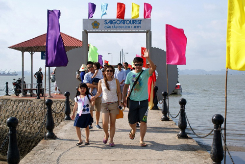 Phát triển du lịch vịnh Hạ Long gắn với bảo tồn di sản 