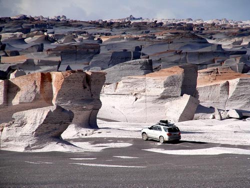 Chiêm ngưỡng cánh đồng đá bọt tuyệt đẹp ở Argentina 