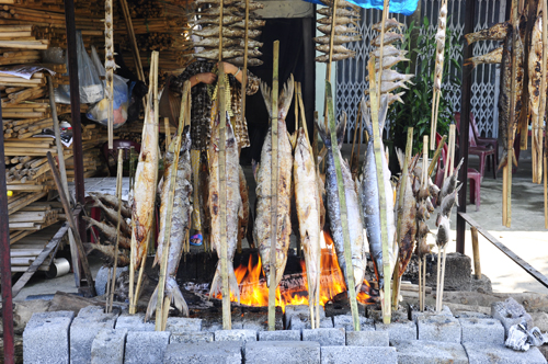 Thơm ngon cá nướng sông Đà - Hòa Bình