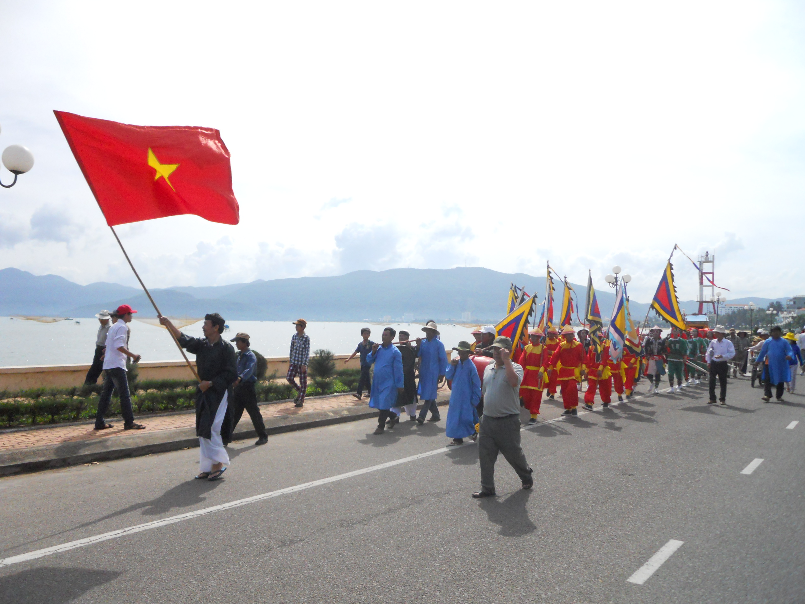 Bình Định: Lễ hội cầu ngư truyền thống năm 2012