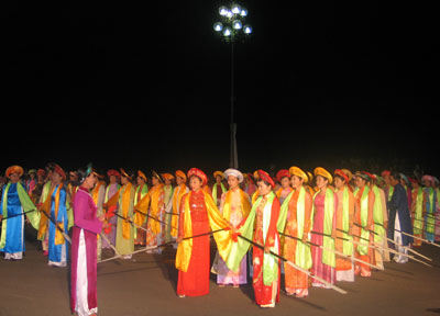 Quảng Bình tổ chức lễ hội chèo cạn, múa bông