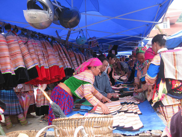 Đầu tư 48 tỷ đồng nâng cấp Chợ văn hóa Bắc Hà (Lào Cai)