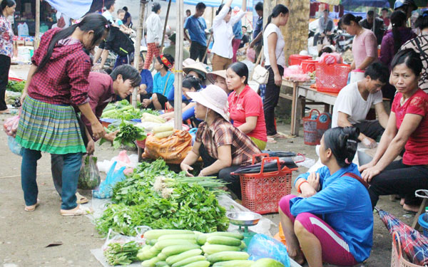 Chợ phiên Nghĩa Ðô (Lào Cai)