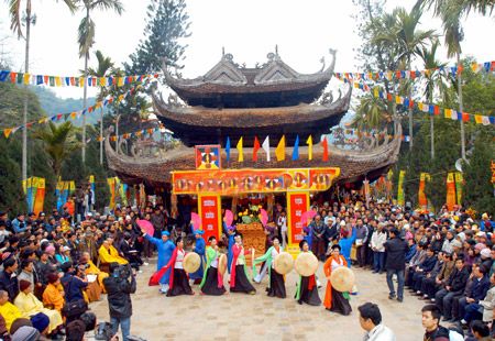 Du lịch lễ hội 2013