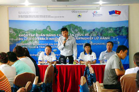 Quảng Ninh: Tập huấn nâng cao nhận thức về du lịch có trách nhiệm