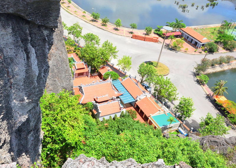 Cao sơn lưu thủy – “Ốc đảo” xanh giữa lòng phố mỏ Quảng Ninh
