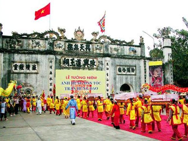 Hải Dương: Khai hội mùa thu Côn Sơn – Kiếp Bạc 2013