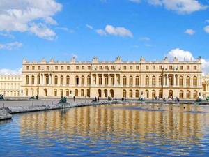 Pháp: Biến cung điện Versailles thành khách sạn cao cấp
