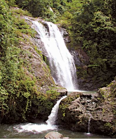 Cửu thác Tú Sơn - Danh thắng đệ nhất xứ Mường (Hòa Bình)