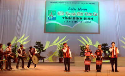 Liên hoan hát ru và hát dân ca tỉnh Bình Định lần thứ II: Ấn tượng và đầy sức sống