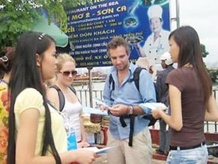 Đà Nẵng: Đào tạo tình nguyện viên đón du khách