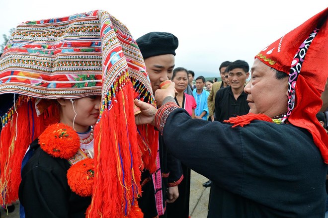 Nét đẹp trong lễ cưới truyền thống người Dao Thanh Phán (Bắc Giang)