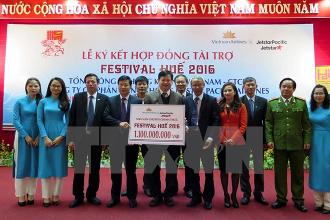 Các hãng hàng không tài trợ 1,1 tỷ đồng cho Festival Huế 2016