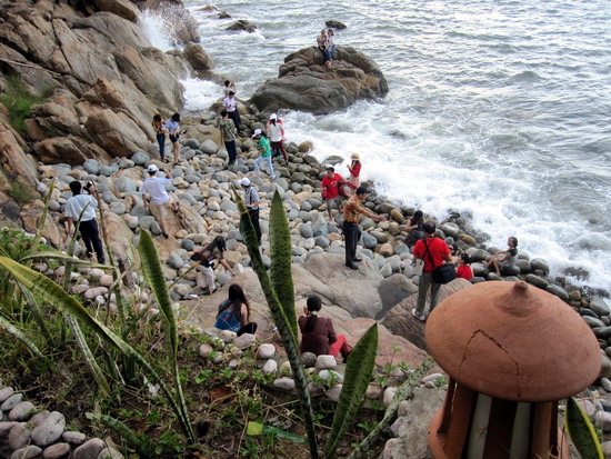 Tạp chí Vietnam Discovery khảo sát du lịch tại Bình Định
