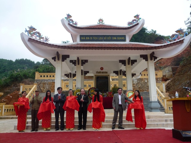 Quảng Bình khánh thành nhà bia tưởng niệm Di tích lịch sử đồi Cha Quang