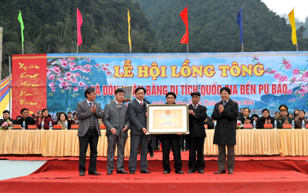 Tuyên Quang: Đón nhận Bằng xếp hạng Di tích Quốc gia đền Pú Bảo