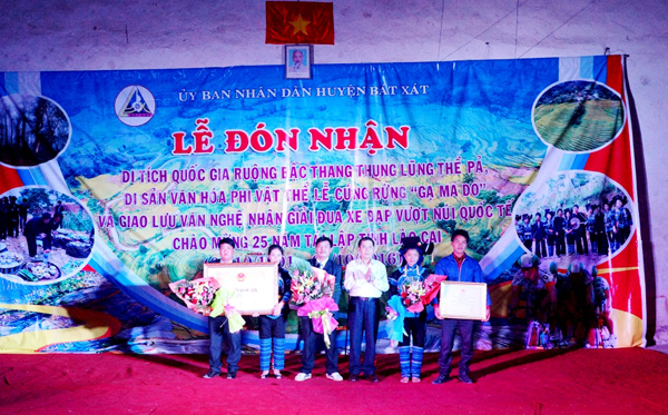 Lào Cai: Bát Xát đón nhận Bằng xếp hạng di tích quốc gia Ruộng bậc thang thung lũng Thề Pả