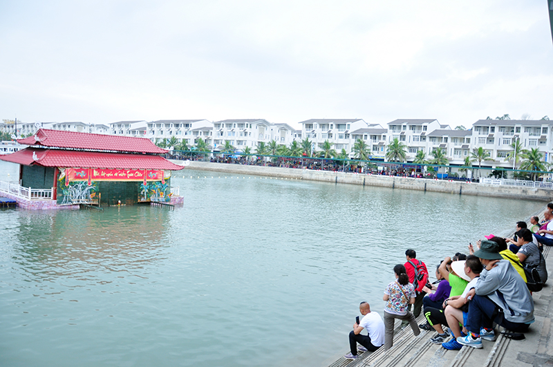 Quảng Ninh đón 9,2 triệu lượt du khách trong 8 tháng