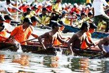 Quảng Bình tổ chức Lễ hội đua thuyền