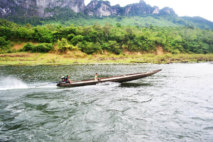 Quảng Bình: Khảo sát thành công tuyến du lịch mới trên sông Long Đại 