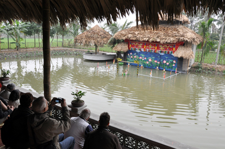 Độc đáo tour du lịch làng quê Yên Đức (Quảng Ninh)