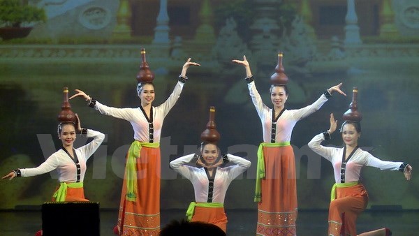 Festival văn hóa kỷ niệm 20 năm thiết lập quan hệ Nga-ASEAN