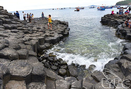 Phú Yên xây tuyến đường đi bộ ven biển hút khách du lịch