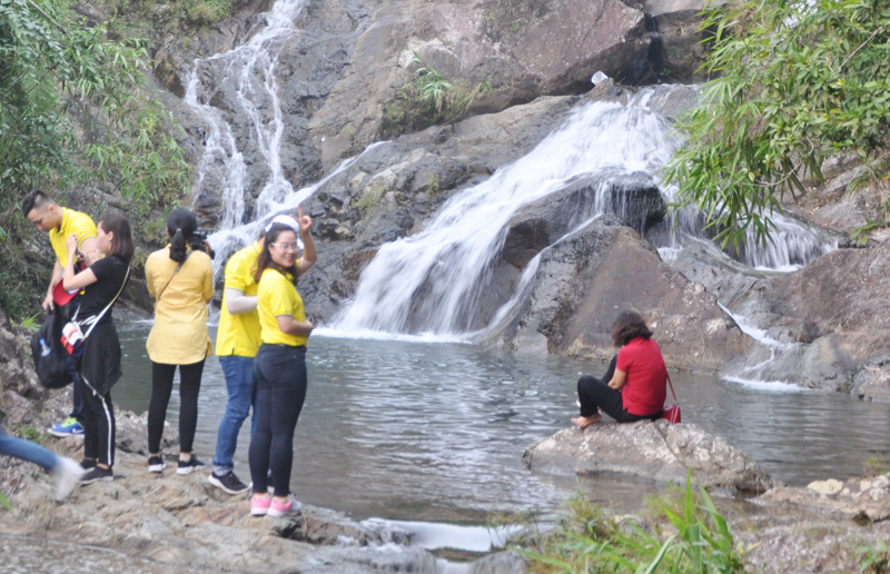 Hấp dẫn thắng cảnh Tiên Yên – Quảng Ninh