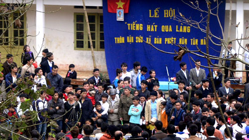 Lễ hội “Hát qua làng” của người Dao Tuyển ở Lào Cai