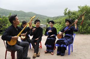 Gìn giữ nghệ thuật hát Then ở vùng cao Lục Ngạn, Bắc Giang