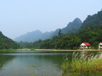 Huyện Nho Quan (Ninh Bình): Doanh thu từ hoạt động du lịch tăng 36%