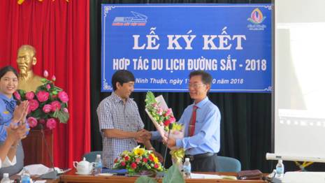 Ninh Thuận: Hiệp hội Du lịch ký kết hợp tác du lịch đường sắt - 2018 