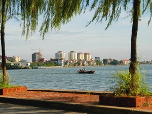 Hà Nội: Triển khai dự án du lịch quanh Hồ Tây với xe điện