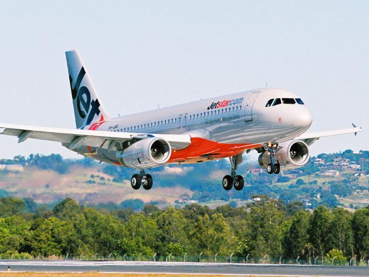 Jetstar Khuyến mại tháng tư 