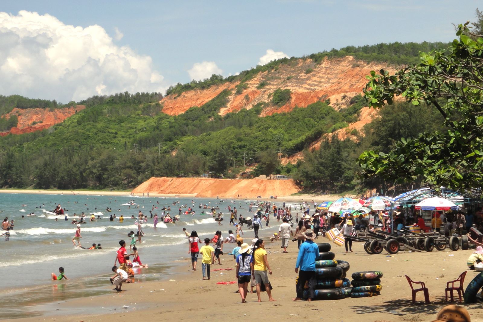 Du lịch Bình Thuận tiếp tục phát triển trong 6 tháng đầu năm 2017