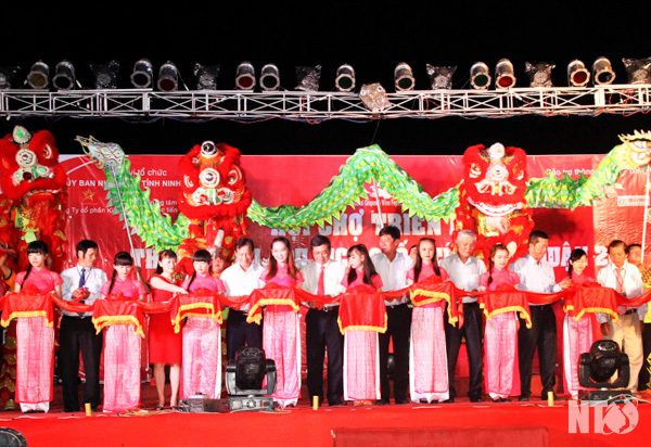 Ninh Thuận: Khai mạc Hội chợ Thương mại – Du lịch Quốc tế năm 2014