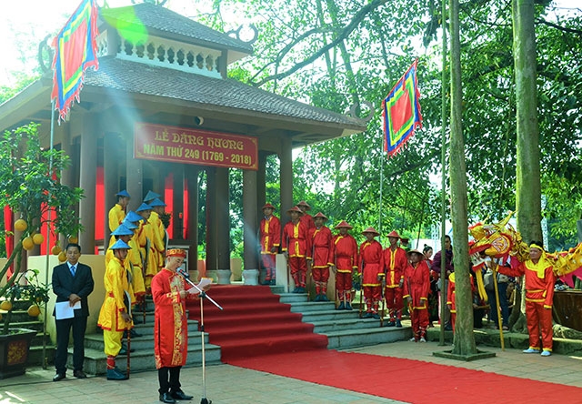 Điện Biên: Khai hội thành Bản Phủ - Hoàng Công Chất