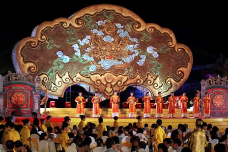 Đến Festival Huế 2014: Khám phá chốn cung xưa