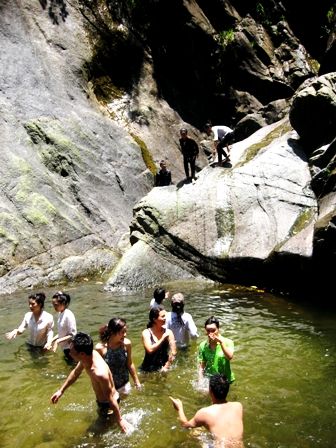 Khảo sát tour du lịch cộng đồng ở A Lưới – Thừa Thiên Huế