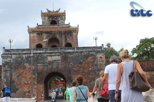 Thừa Thiên-Huế đón hơn 2,1 triệu lượt du khách trong 8 tháng