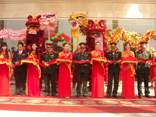 Tưng bừng khai trương khách sạn Tân Sơn Nhất (TP. Hồ Chí Minh)