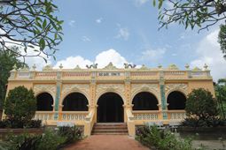 Lăng Hoàng Gia: Quần thể kiến trúc độc đáo ở Gò Công, Tiền Giang