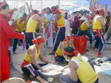 Thanh Hóa: Tưng bừng Lễ hội bánh dày Sầm Sơn năm 2010 