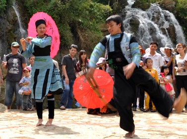 Sa Pa (Lào Cai): Tưng bừng lễ hội dân gian dịp Tết