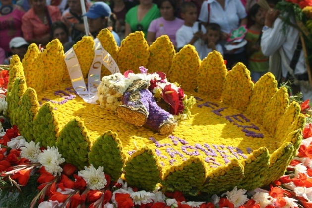 Thú vị Lễ hội Hoa cúc chùa Ba Vàng ở Uông Bí (Quảng Ninh)