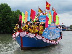 Đến Trà Vinh vui đón lễ hội Nghinh Ông