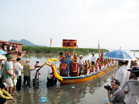 Tiềm năng du lịch văn hoá ở Vân Đồn, Quảng Ninh