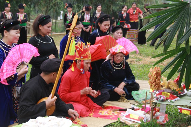 Tái hiện lễ hội Lồng tồng dân Tày Thái Nguyên