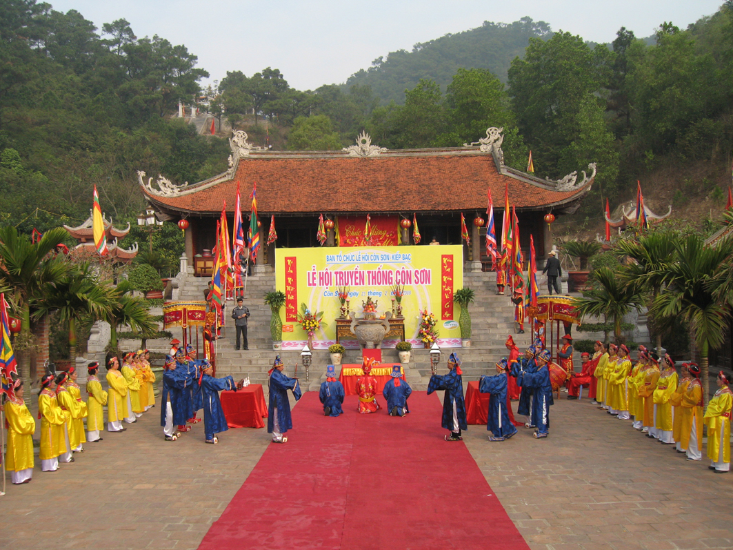 Côn Sơn-Kiếp Bạc (Hải Dương) - Vùng đất lịch sử, danh thắng và lễ hội
